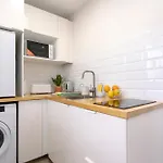 Апартаменти Sunstay Cruz Loft *